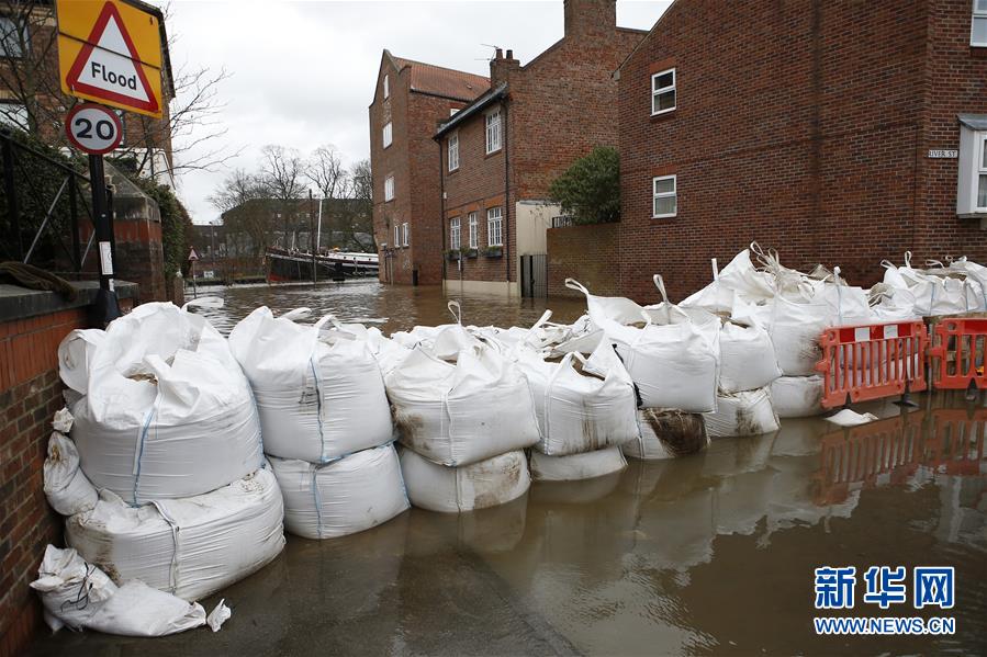 （国际）（2）英国部分地区遭受洪水侵袭