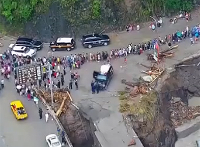 汶川暴雨 消防救援在行动