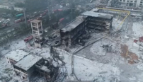 航拍三门峡气化厂爆炸 冲击波致附近房屋坍塌