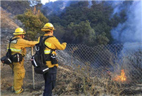 南加州山火持续肆虐