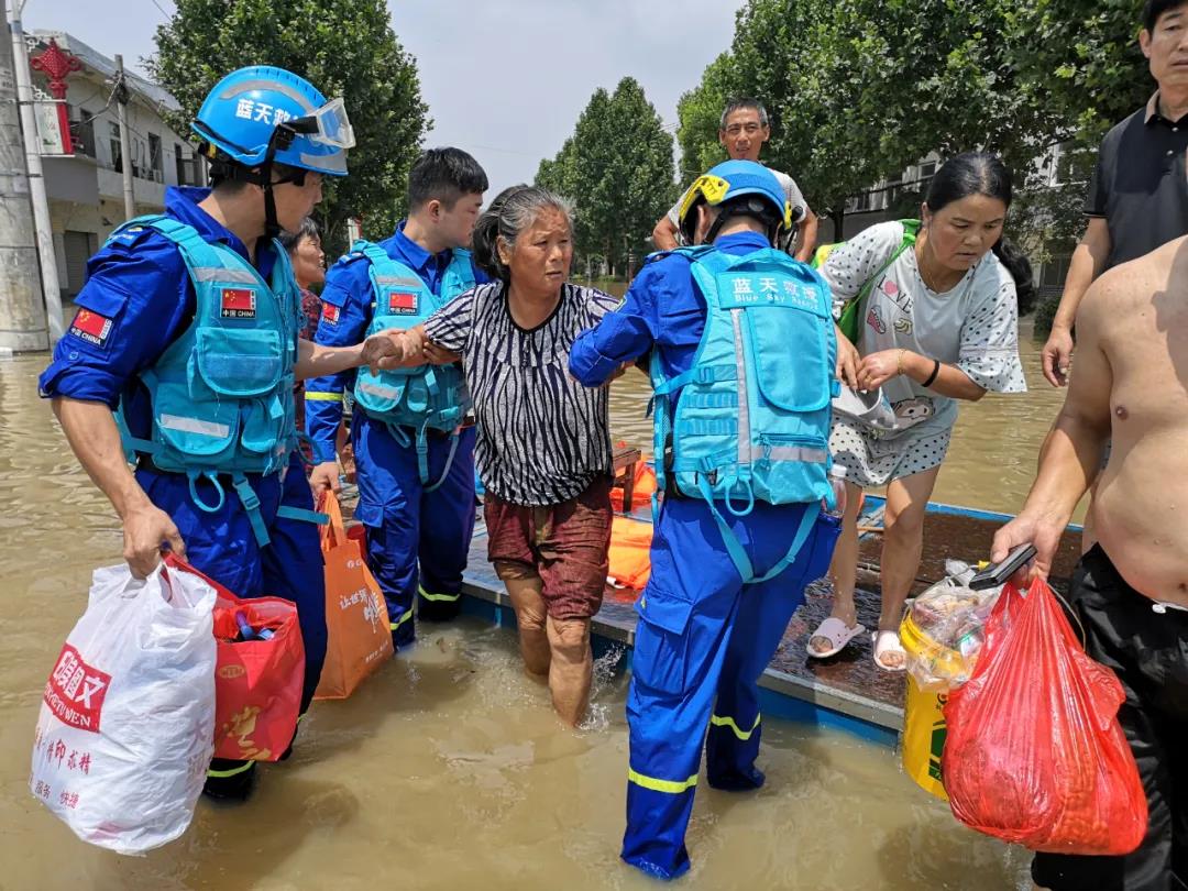 中铁七局积极参与郑州地区防汛抢险救灾_中华建设网