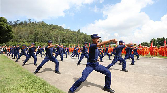 广东省首届森林消防业务技能大比武开赛