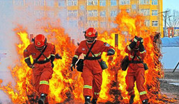 黑龙江省森林消防总队黑河市支队开展火场心理行为训练