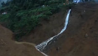 贵州水城特大山体滑坡灾害救援持续：排除堰塞湖险情 泥石流致救援受阻