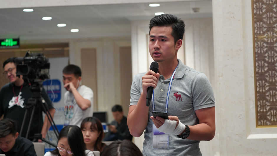 中国新闻社记者提问