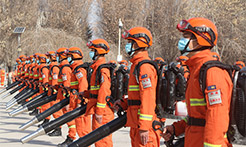 新疆森林消防总队：举行春防动员誓师大会