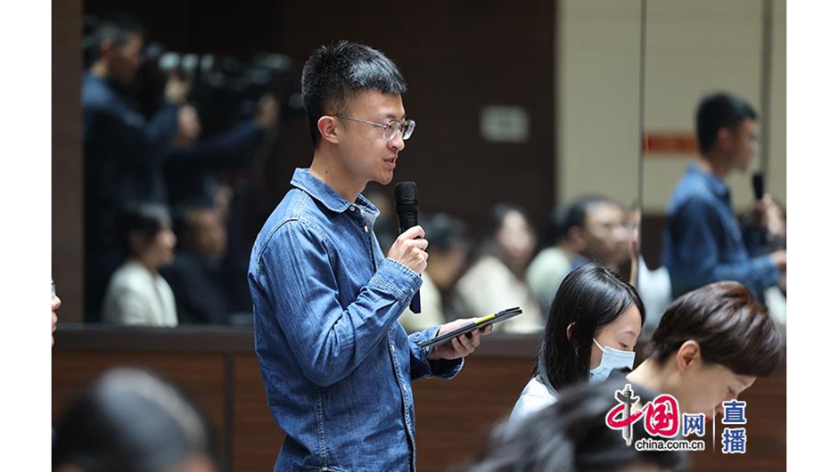 新华社记者提问